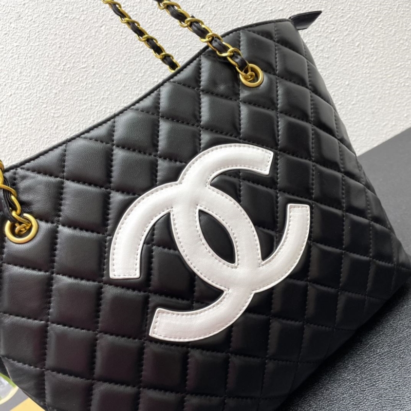 Ch**el shopping bags